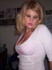 a horny lady from Parkersburg, West Virginia